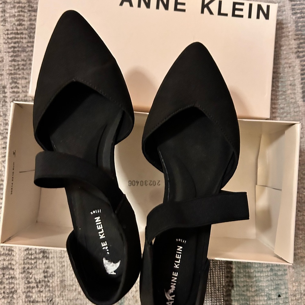 Anne Klein Black Suede Flats with Pointed Toe